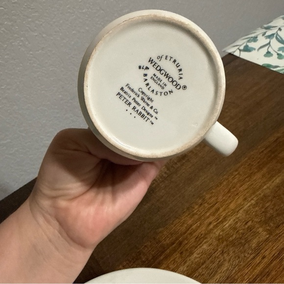 Wedgwood Peter Rabbit Tea Set - Cream and Blue - Picture 6 of 11